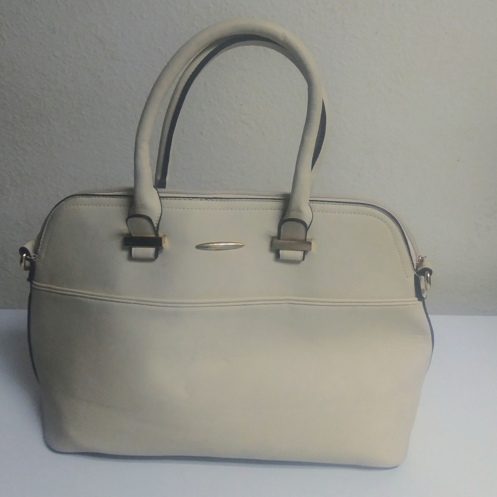 Handbag - Picture 2 of 3